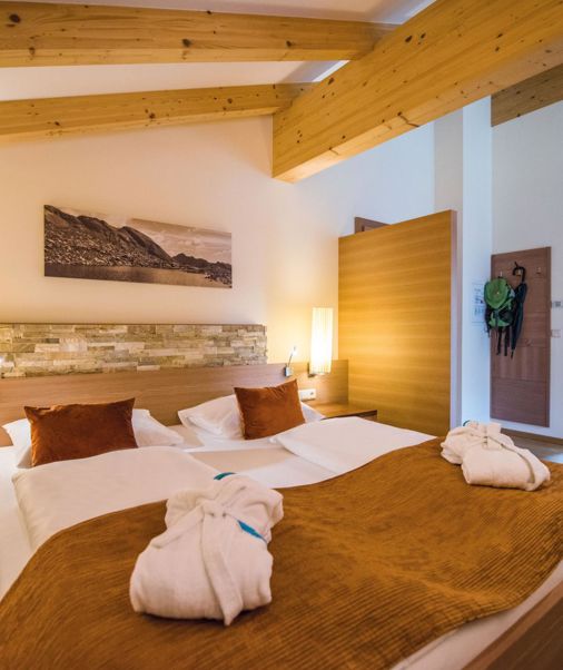 -rotwild-zimmer-303-kaisersuite-1125